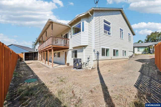 9264 Glory Ct NE, Salem, OR 97305