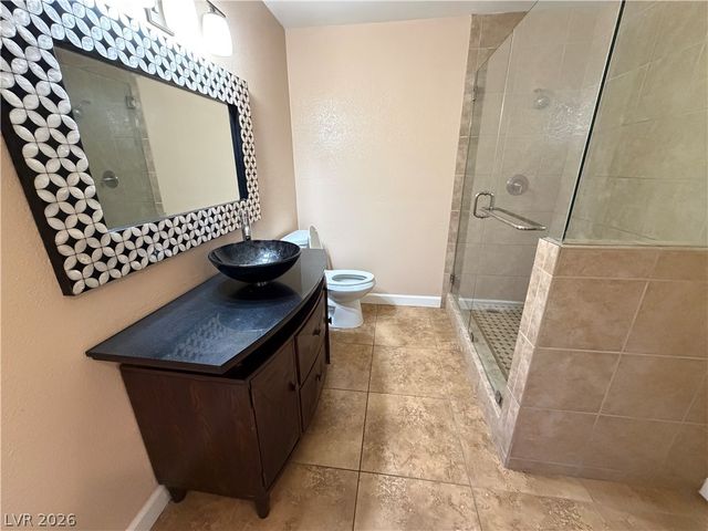 2140 Pinetop Lane 101, Las Vegas, NV 89119