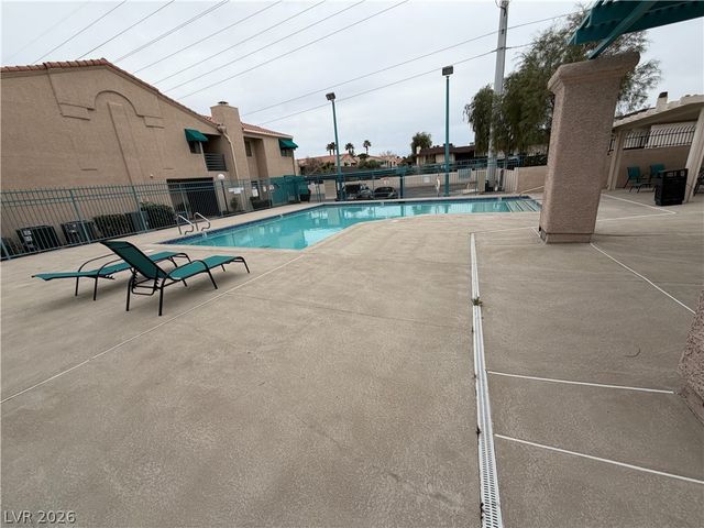 2140 Pinetop Lane 101, Las Vegas, NV 89119
