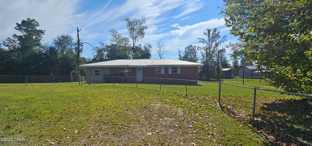 3226 Paulk Road, Marianna, FL 32446