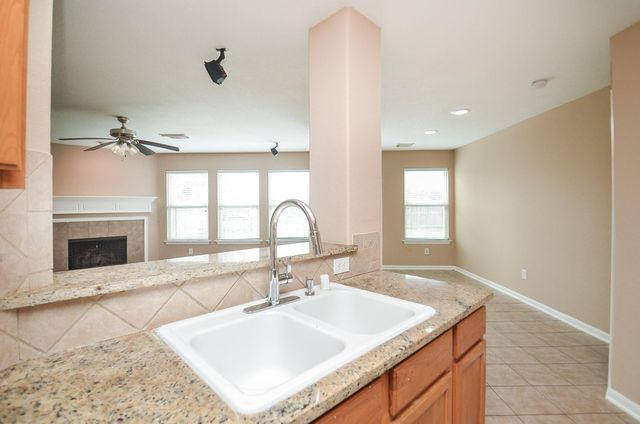 7134 E Winston Ranch Parkway, Richmond, TX 77406