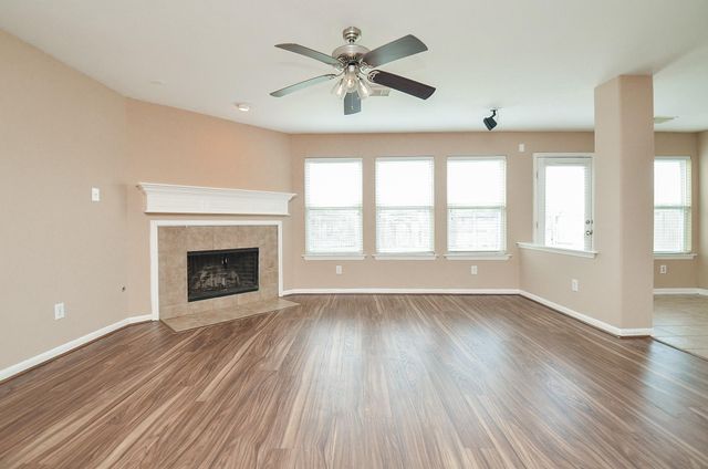 7134 E Winston Ranch Parkway, Richmond, TX 77406