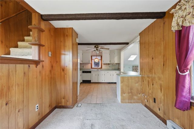 12 Robert Avenue, Portsmouth, RI 02871