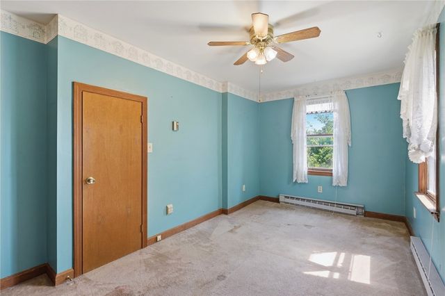 12 Robert Avenue, Portsmouth, RI 02871