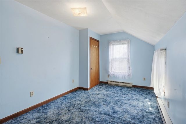 12 Robert Avenue, Portsmouth, RI 02871