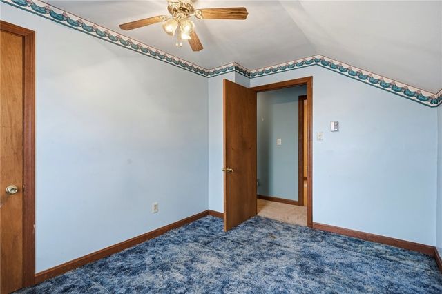 12 Robert Avenue, Portsmouth, RI 02871