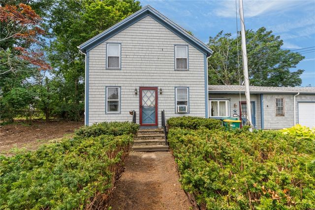 12 Robert Avenue, Portsmouth, RI 02871