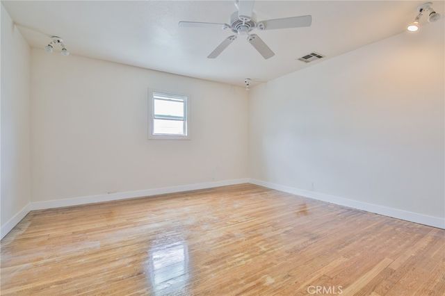 5221 E Beverly Boulevard, Los Angeles, CA 90022