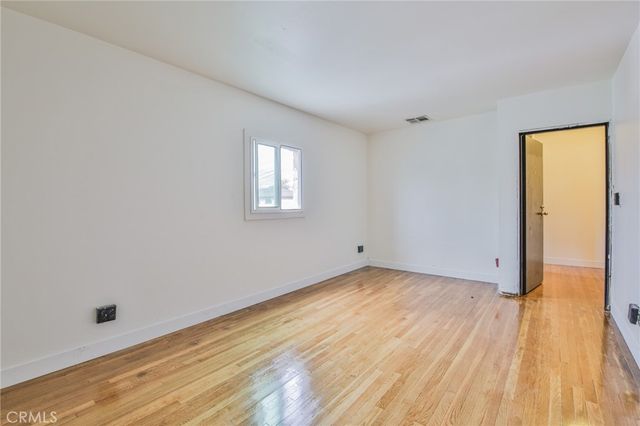 5221 E Beverly Boulevard, Los Angeles, CA 90022