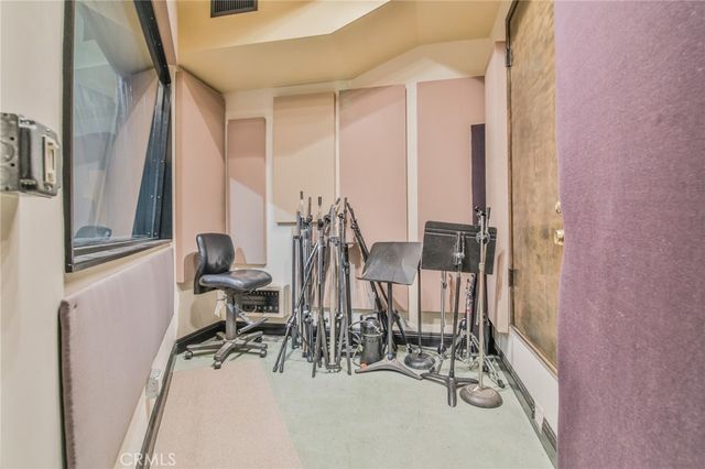 5221 E Beverly Boulevard, Los Angeles, CA 90022
