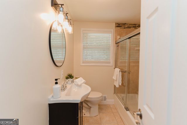 6914 N Baggett Road, Douglasville, GA 30134