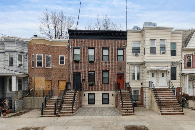 18.5 HIGHLAND AVE, Jc, Journal Square, NJ 07306