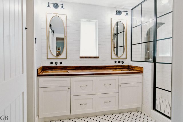 3010 Broadmoor Drive, Sugar Land, TX 77478