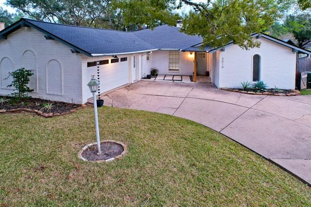 3010 Broadmoor Drive, Sugar Land, TX 77478