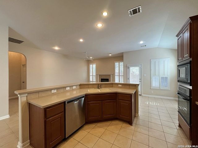 18606 Crosstimber, San Antonio, TX 78258