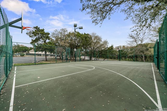 18606 Crosstimber, San Antonio, TX 78258