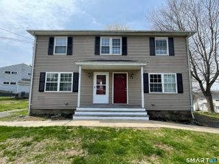 27-29 McLaughlin Terrace, Derby, CT 06418