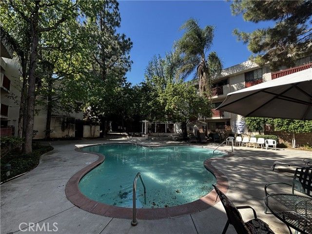 20234 Cantara Street 136, Winnetka (los Angeles), CA 91306
