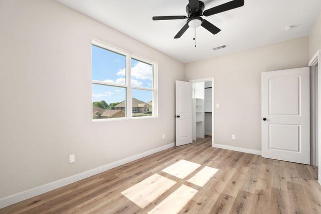 110 Brooks Drive, Terrell, TX 75160