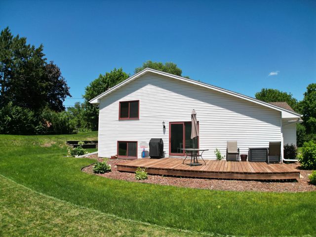 1545 Waterloo Avenue, West Saint Paul, MN 55118