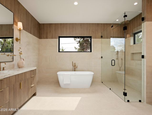 2901 E PIERSON Street, Phoenix, AZ 85016