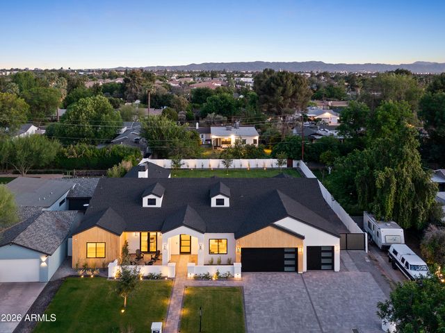 2901 E PIERSON Street, Phoenix, AZ 85016