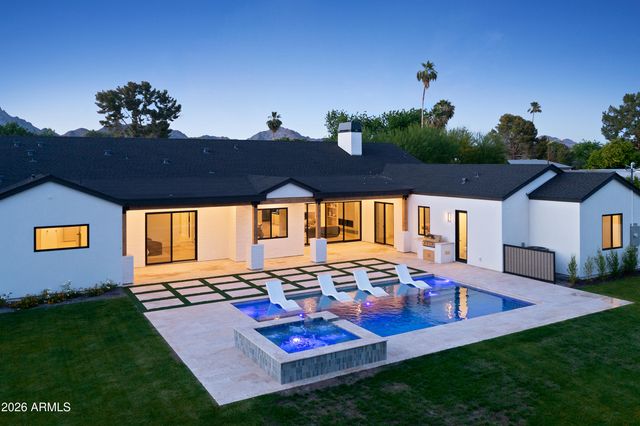 2901 E PIERSON Street, Phoenix, AZ 85016