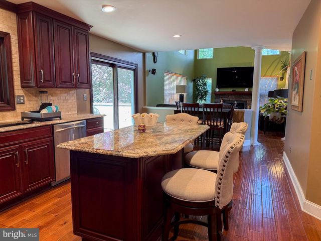 13 WHIRLAWAY DR, Bear, DE 19701