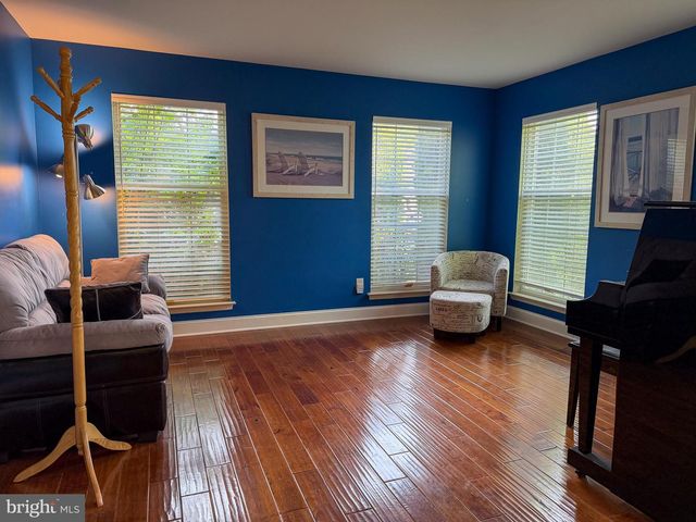 13 WHIRLAWAY DR, Bear, DE 19701