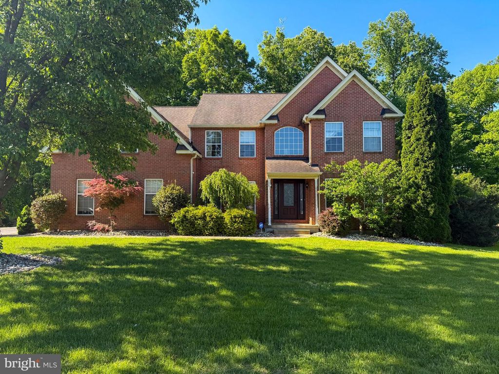 13 WHIRLAWAY DR, Bear, DE 19701