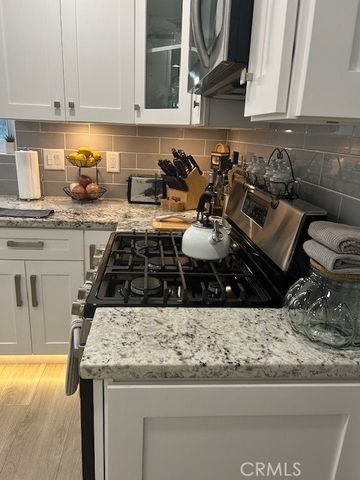 8721 Farralone, West Hills (los Angeles), CA 91304