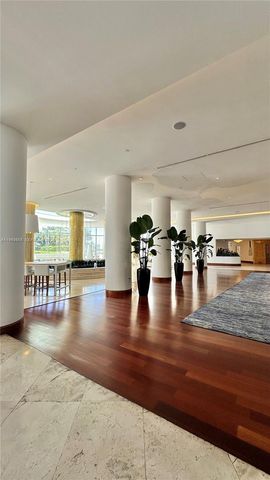 5161 Collins Ave 1017, Miami Beach, FL 33140