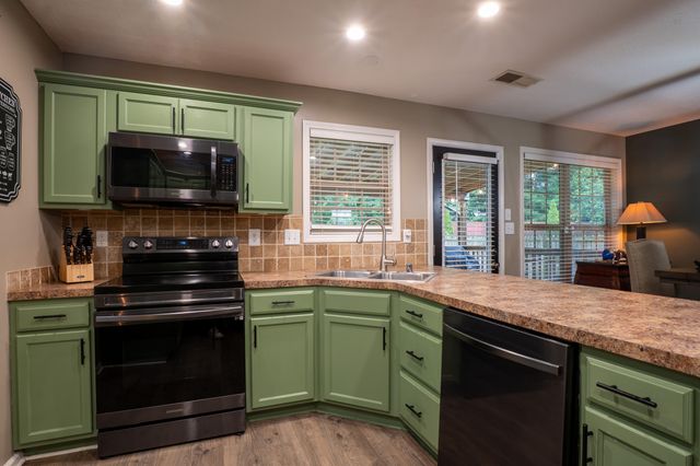 228 Falmouth Drive, Georgetown, KY 40324