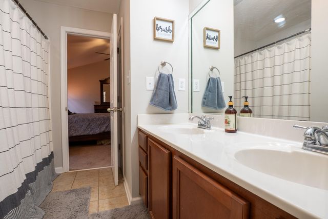228 Falmouth Drive, Georgetown, KY 40324