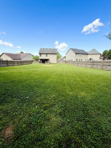 228 Falmouth Drive, Georgetown, KY 40324