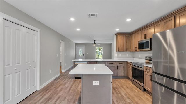 2510 WEBER STREET, Lakeland, FL 33801