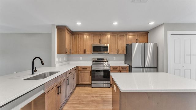 2510 WEBER STREET, Lakeland, FL 33801