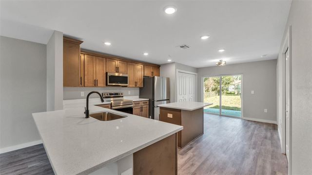 2510 WEBER STREET, Lakeland, FL 33801