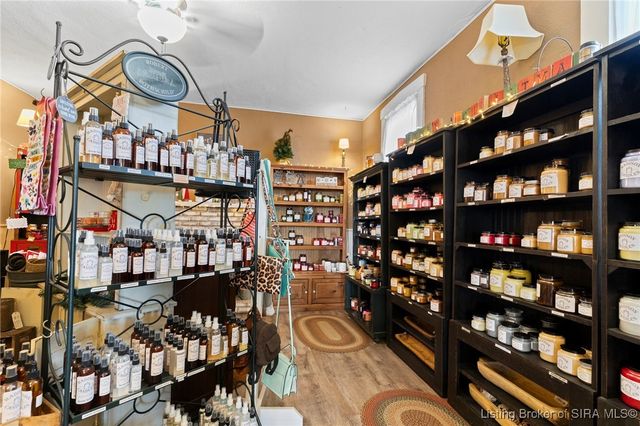 2631 Michigan Road, Madison, IN 47250