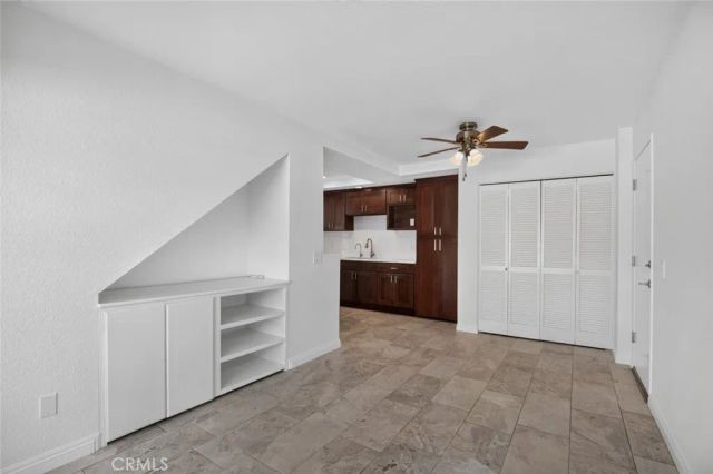 122 Almador, Irvine, CA 92614
