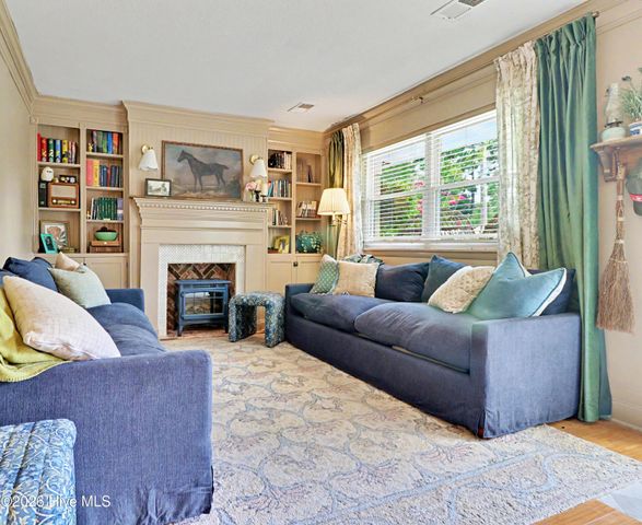 5850 Michelle Drive, Wilmington, NC 28403