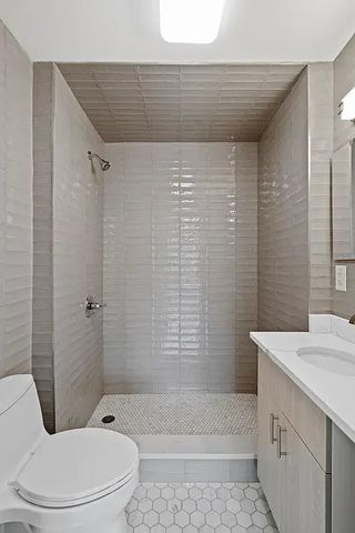19-25 22nd Road, New York City, NY 11105