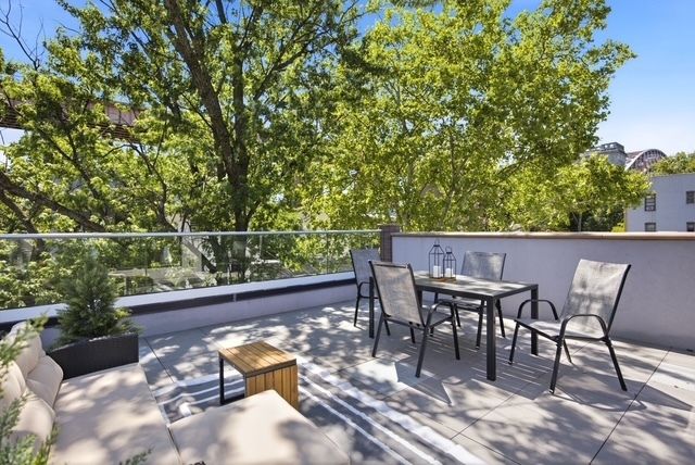 19-25 22nd Road, New York City, NY 11105