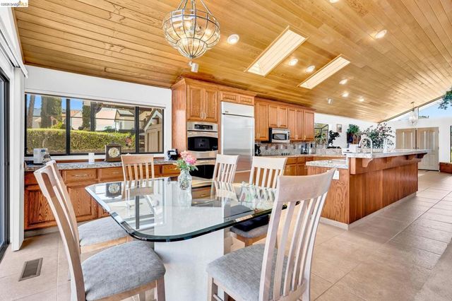 5561 BEAVER LANE, Discovery Bay, CA 94505