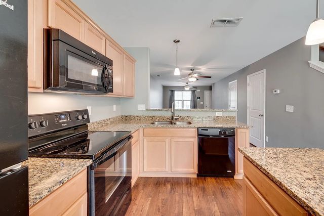 104 Cobblestone Place Dr, Goodlettsville, TN 37072