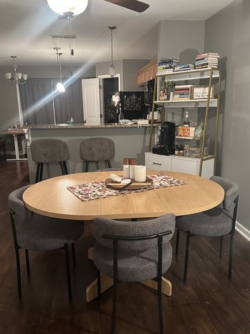 104 Cobblestone Place Dr, Goodlettsville, TN 37072