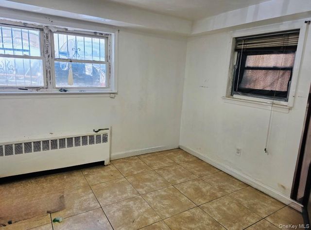 1729 Barnes Avenue, Bronx, NY 10462