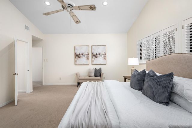6728 Buffalo Speedway, West University Place, TX 77005