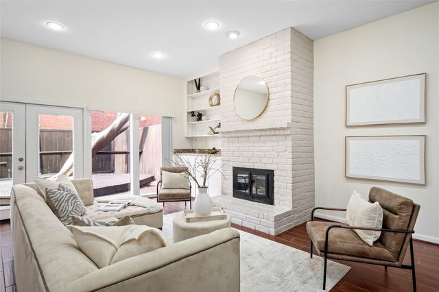 6728 Buffalo Speedway, West University Place, TX 77005