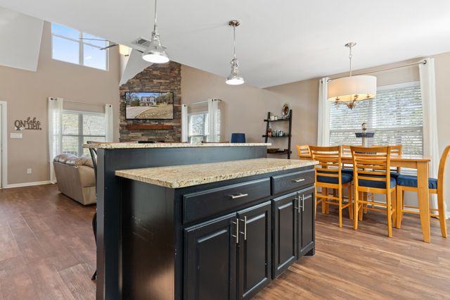 150 Spanish Trail, Pottsboro, TX 75076